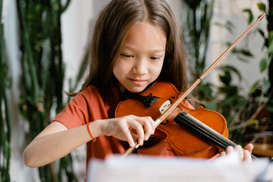 How to Choose the Right Size Violin or Cello for Your Child